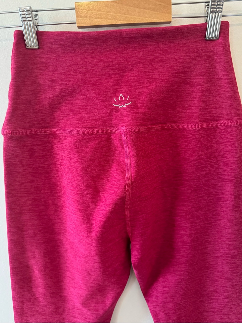 Beyond Yoga Spacedye Leggings Sangria Heather Size M - Picture 4 of 7